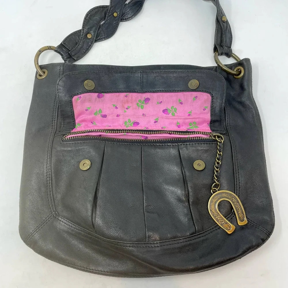 Betsy Johnson Vintage Black Vegan Leather Western Horseshoe Shoulder Bag - Picture 10 of 12
